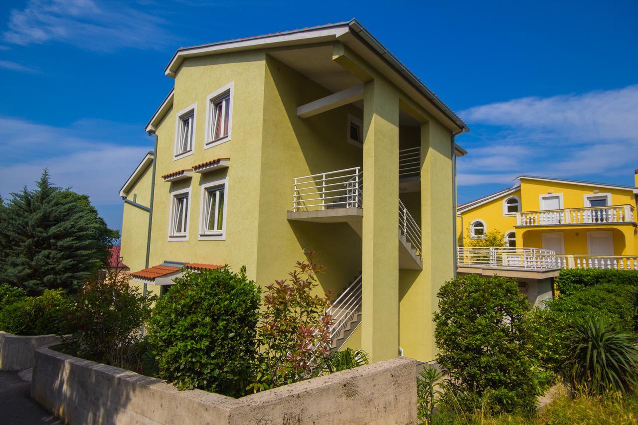Apartments Claudia Crikvenica Ngoại thất bức ảnh